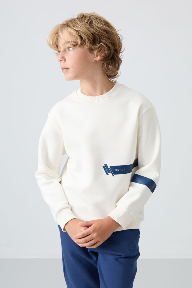 Ekru Pamuklu Kalın İçi Tüylü Yumuşak Dokulu Standart Fit Baskılı Erkek Çocuk Sweatshirt - 11238 - 1