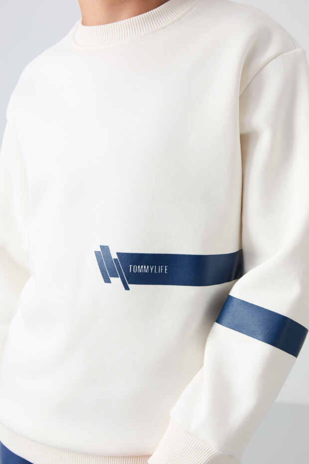 Ekru Pamuklu Kalın İçi Tüylü Yumuşak Dokulu Standart Fit Baskılı Erkek Çocuk Sweatshirt - 11238 - 3