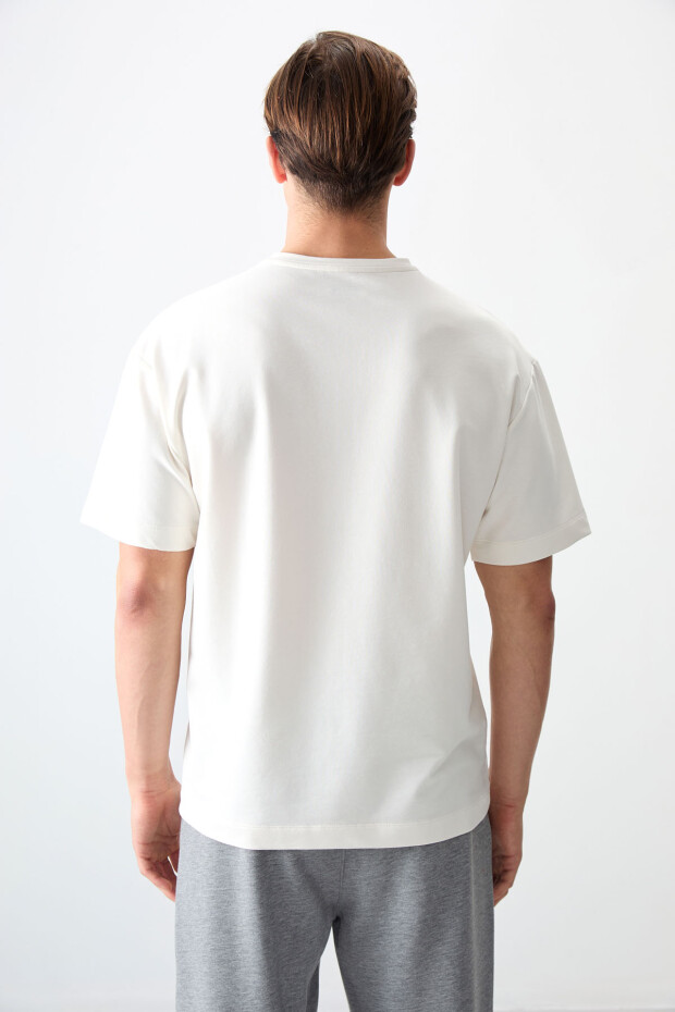 Ekru Pamuklu Kalın Yumuşak Dokulu Oversize Fit Basic Erkek T-Shirt - 88377 - 6