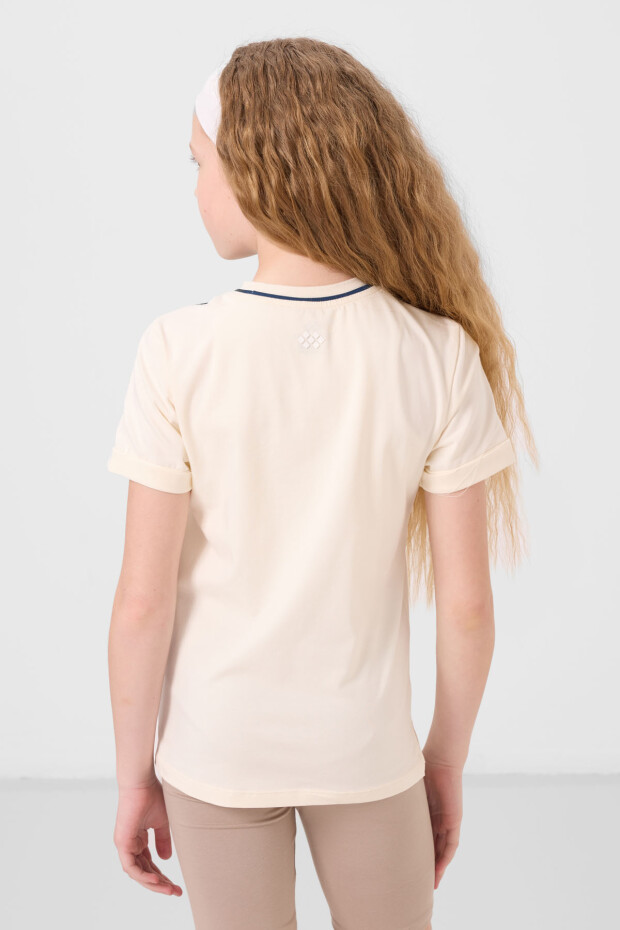 Ekru Pamuklu O Yaka Standart Fit Basic Kız Çocuk T-Shirt - 75177 - 5
