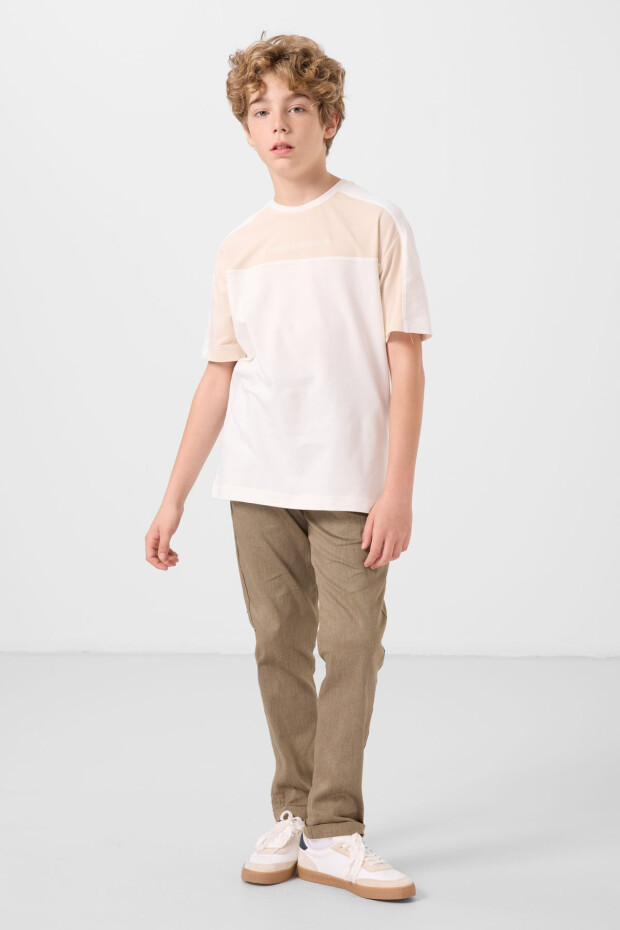 Ekru Pamuklu Yumuşak Dokulu Oversize Fit Nakışlı Erkek Çocuk T-Shirt - 11290 - 2