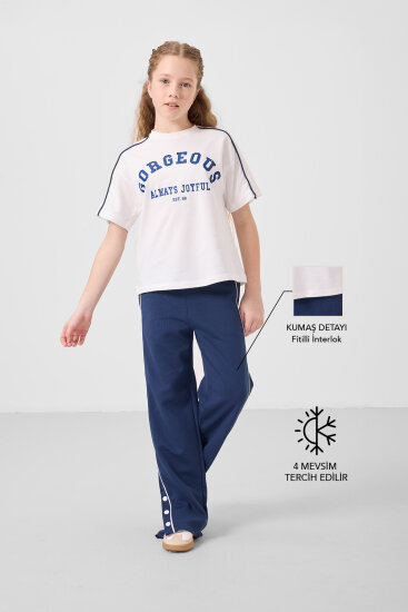 Ekru-Parlament O Yaka Baskılı Geniş Paça Çıt Çıt Detaylı Kız Çocuk Palazzo Eşofman Takım - 75172 - TOMMYLIFE
