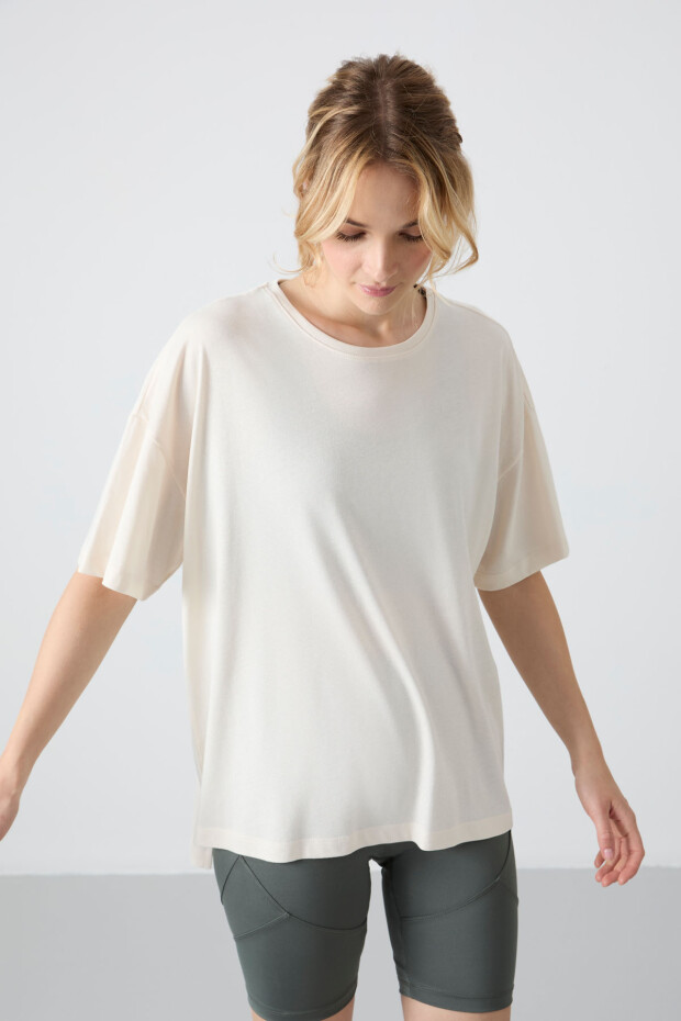 Ekru Penye Modal Yumuşak Tuşeli Oversize Fit Basic Kadın T-Shirt- 97285 - 5