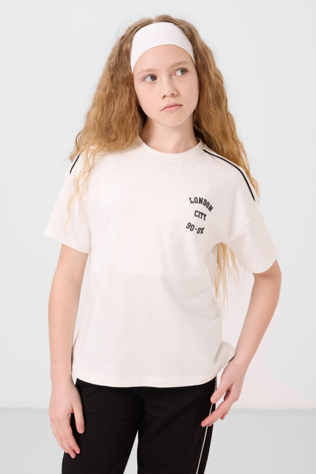 Ekru-Siyah O Yaka Baskılı Lastik Paçalı Standart Fit Kız Çocuk Eşofman Takım - 75186 - 3