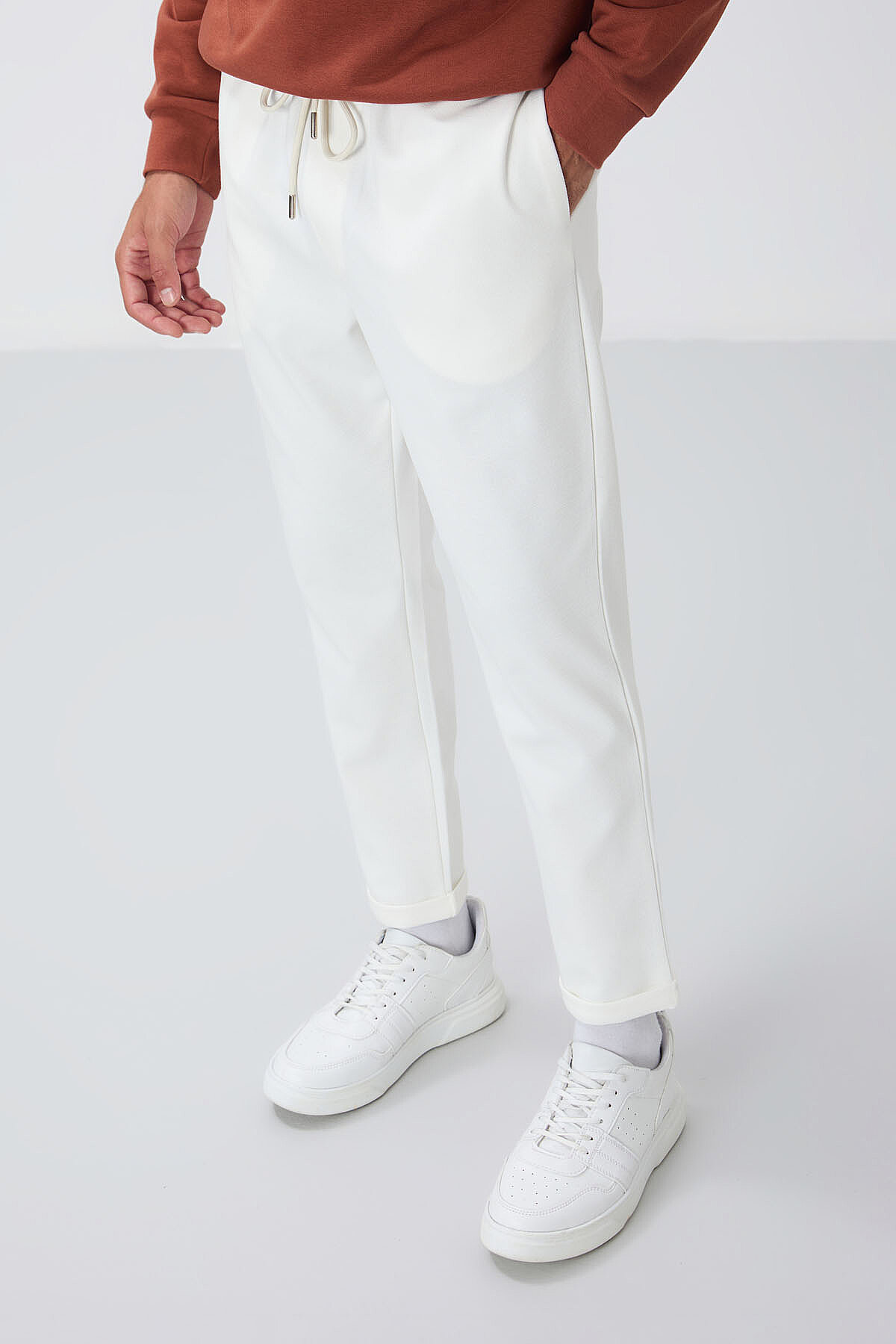 Ekru Yüzeyi Dokulu Standart Fit Erkek Eşofman Alt - 82154 - TOMMYLIFE (1)