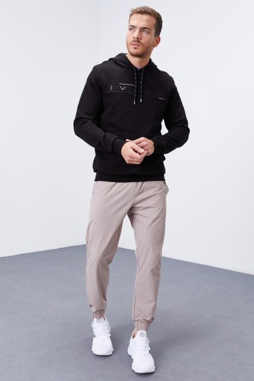 Invincible Embroidered Kangaroo Pocket Black Men's Sweatshirt - TOMMYLIFE (1)