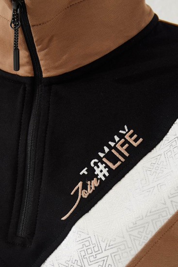 Women's Half Zippered V Patterned Jogger Earthlike-Black Tracksuit - 95269 - Thumbnail