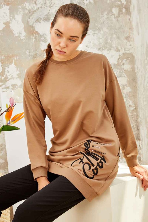 Tommy Life Embroidered Round Neck Earthlike-Black Women's Tunic Tracksuit