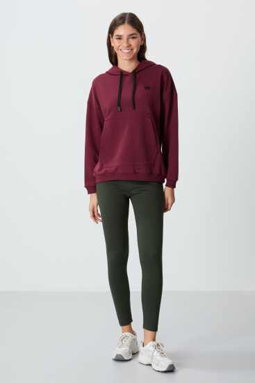 Erguvan Kompakt Pamuklu Kalın Pürüzsüz Dokulu Kapüşonlu Oversize Fit Kadın Sweatshirt - 97291 - TOMMYLIFE (1)