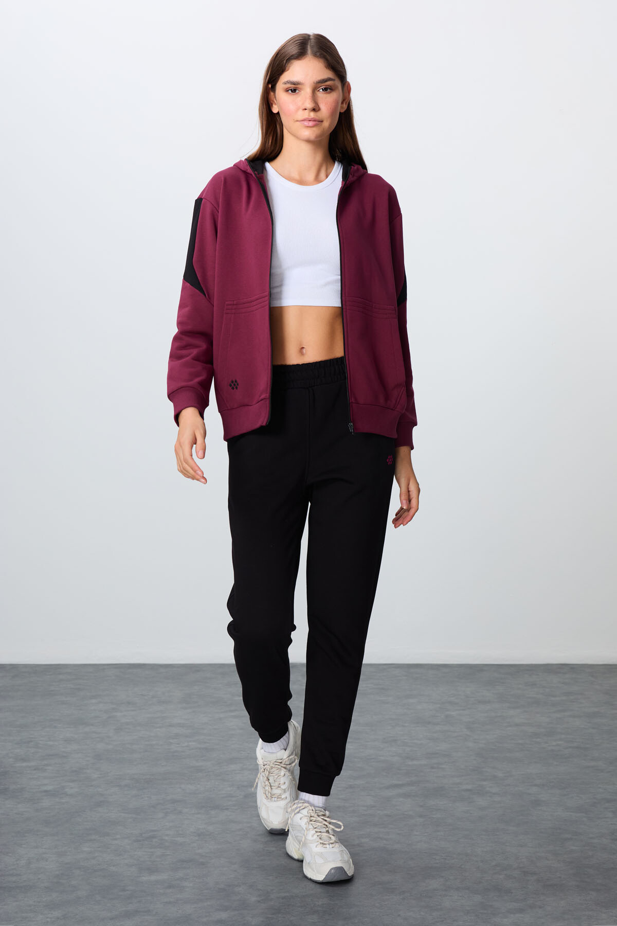 Erguvan-Siyah Pamuklu Kalın Kapüşonlu Oversize Fit Kadın Eşofman Takım - 95343 - TOMMYLIFE