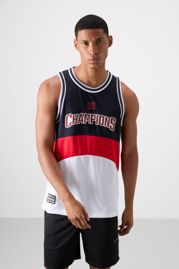 Beyaz Nefes Alan Dokulu İnce Esnek Standart Fit Erkek Basketbol Atlet - 88395 
