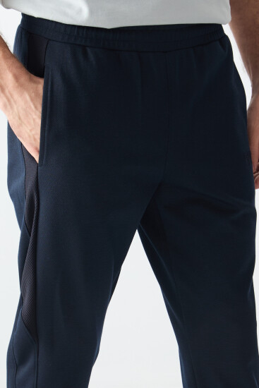 Lacivert Yüzeyi Dokulu Standart Fit Nakışlı Erkek Eşofman Alt - 82126 - Air Jones (1)