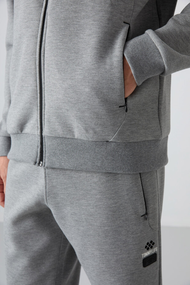 Gri Melanj Pamuklu Kalın Yumuşak Dokulu Comfort Fit Baskılı Erkek Eşofman Takım - 85236 - 3