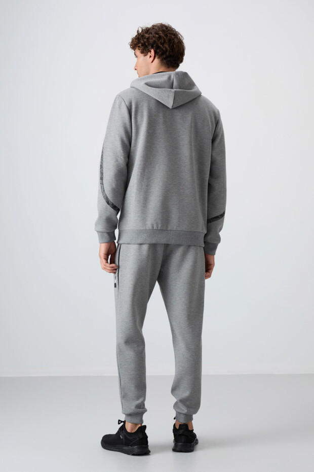 Gri Melanj Pamuklu Kalın Yumuşak Dokulu Comfort Fit Baskılı Erkek Eşofman Takım - 85236 - 7