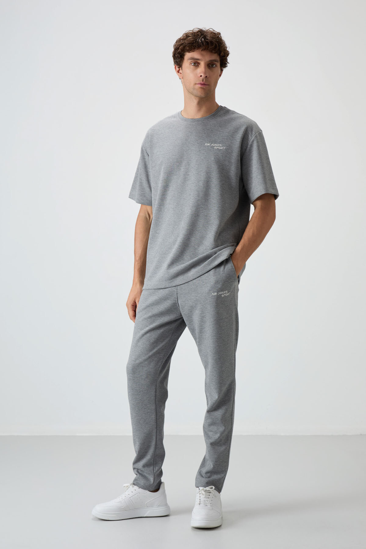 Gri Melanj Pamuklu Kalın Yumuşak Dokulu Oversize Fit Nakışlı Erkek Eşofman Takım - 85252 - Air Jones