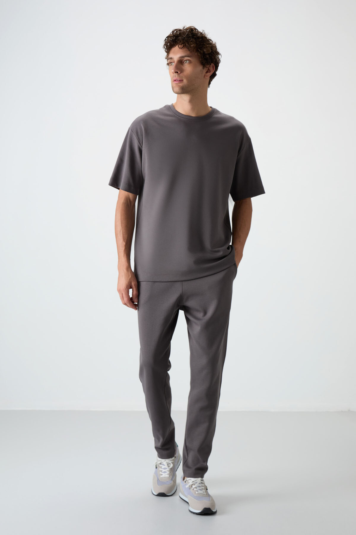 Koyu Gri Pamuklu Kalın Yumuşak Dokulu Oversize Fit Basic Erkek Eşofman Takım - 85251 - Air Jones