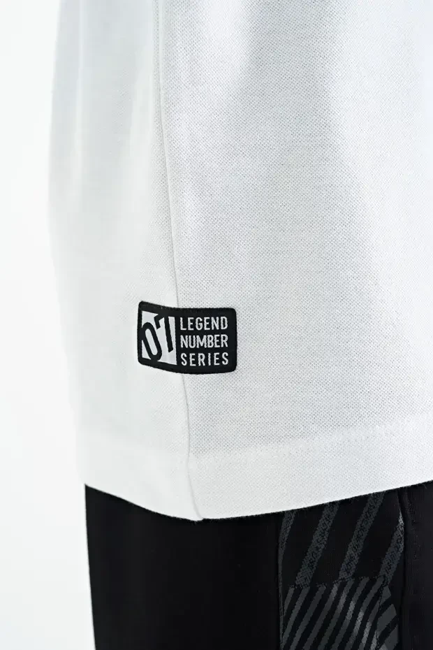 Beyaz Cep Detaylı O Yaka Standart Kalıp Erkek Çocuk T-Shirt - 11120 - 4