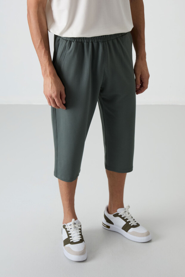 Haki Pamuklu Yumuşak Dokulu Standart Fit Nakışlı Erkek Kapri - 83102 - 4