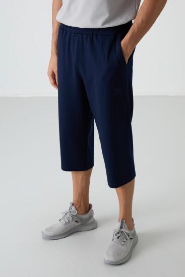 İndigo Pamuklu Yumuşak Dokulu Standart Fit Nakışlı Erkek Kapri - 83102 - TOMMYLIFE (1)