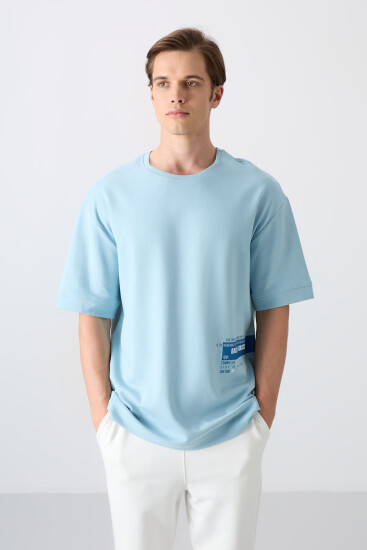 Açık Mavi Pamuklu Kalın Yumuşak Dokulu Oversize Fit Baskılı Erkek T-Shirt - 88322 