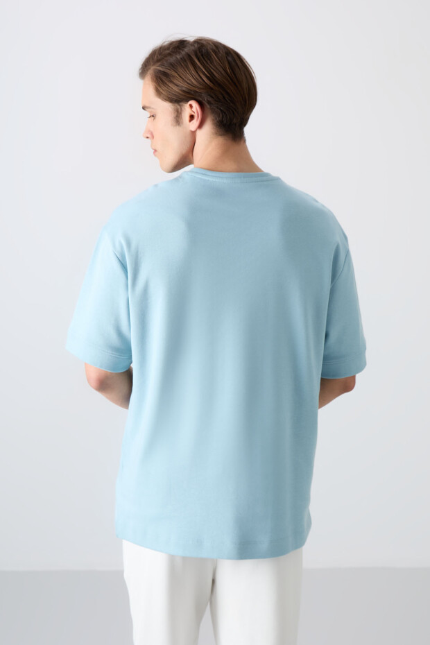 Açık Mavi Pamuklu Kalın Yumuşak Dokulu Oversize Fit Baskılı Erkek T-Shirt - 88322 - 5