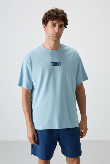 Açık Mavi Pamuklu Kalın Yüzeyi Dokulu Oversize Fit Baskılı Erkek T-Shirt - 88367 