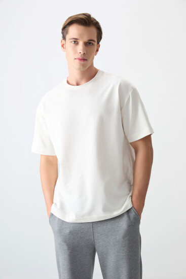 Ekru Pamuklu Kalın Yumuşak Dokulu Oversize Fit Basic Erkek T-Shirt - 88377 