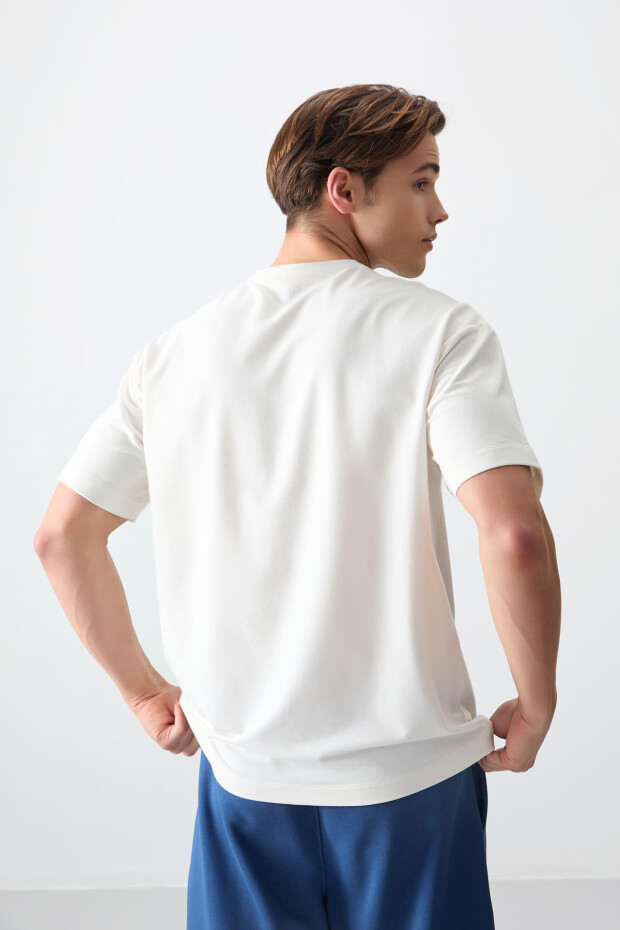 Ekru Pamuklu Kalın Yumuşak Dokulu Oversize Fit Baskılı Erkek T-Shirt - 88373 - 5
