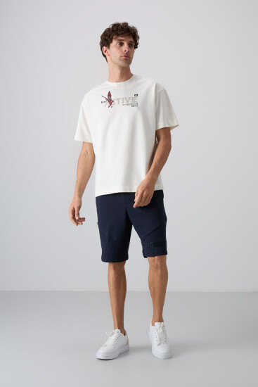 Ekru Pamuklu Kalın Yumuşak Dokulu Oversize Fit Baskılı Erkek T-Shirt - 88344 - TOMMYLIFE (1)