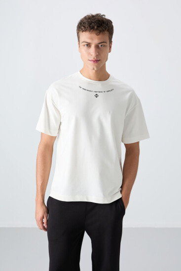 Ekru Pamuklu Kalın Yumuşak Dokulu Oversize Fit Baskılı Erkek T-Shirt - 88343 