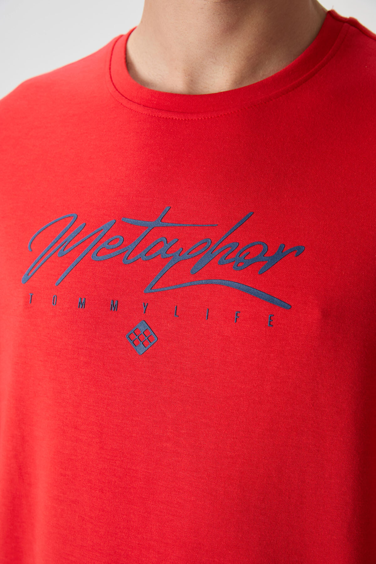 Fiesta-Parlament Pamuklu Kalın Yumuşak Dokulu Oversize Fit Baskılı Erkek T-Shirt - 88320 - TOMMYLIFE (1)