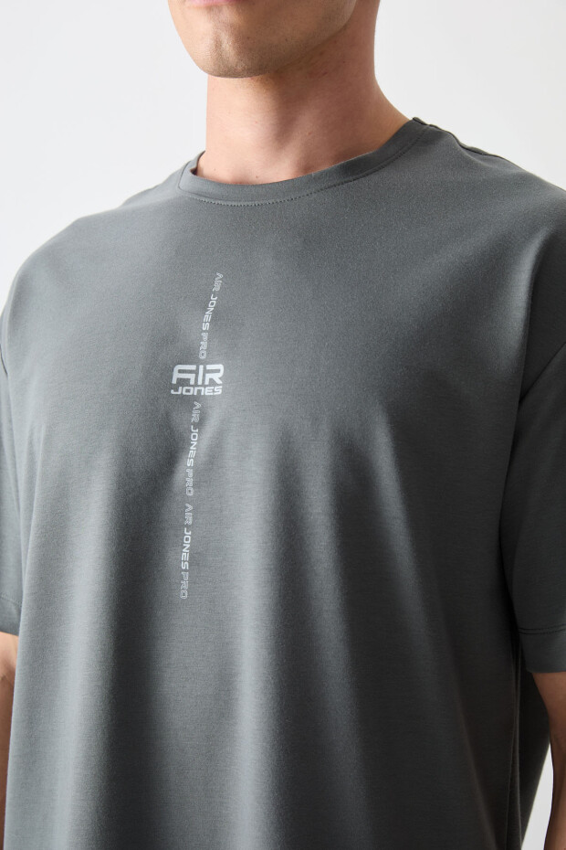 Haki Pamuklu Kalın Yumuşak Dokulu Oversize Fit Baskılı Erkek T-Shirt - 88373 - 3