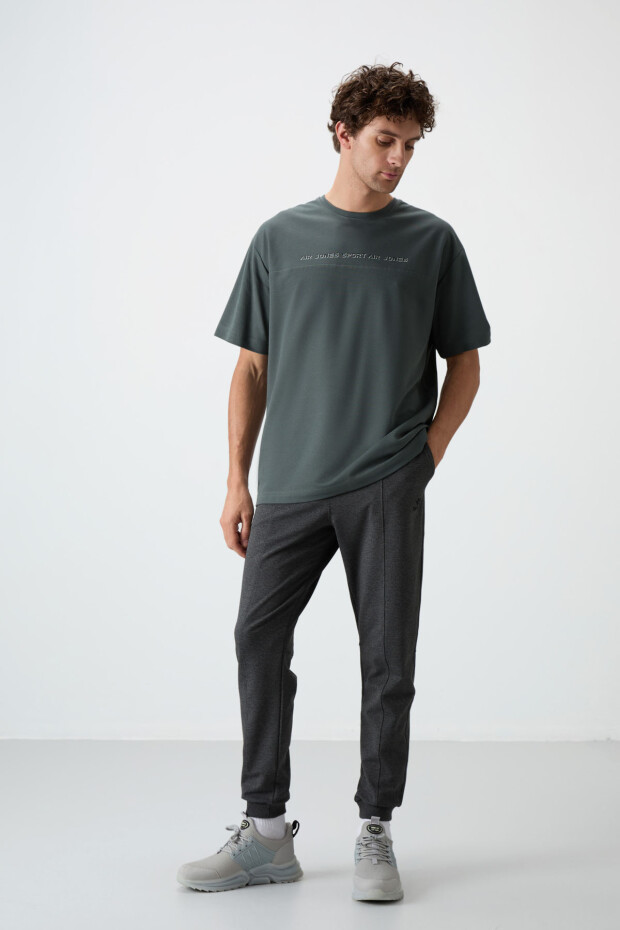 Haki Pamuklu Kalın Yüzeyi Dokulu Oversize Fit Baskılı Erkek T-Shirt - 88371 - 3