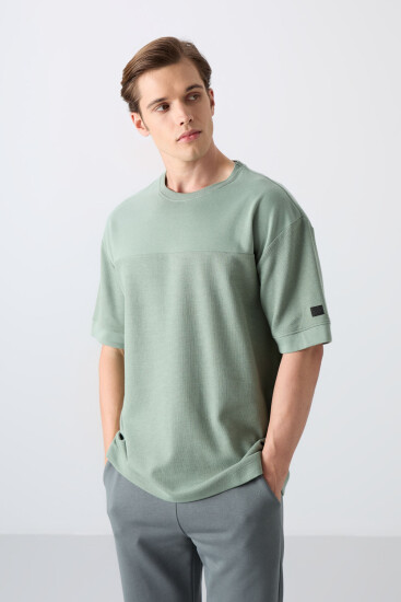 Açık Yeşil Pamuklu Kalın Yüzeyi Dokulu Oversize Fit Basic Erkek T-Shirt - 88340 