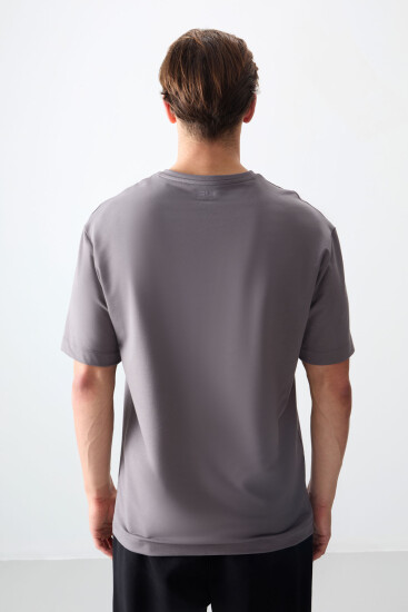 Koyu Gri Pamuklu Kalın Yumuşak Dokulu Oversize Fit Basic Erkek T-Shirt - 88378 - Thumbnail