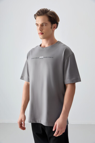 Koyu Gri %100 Pamuk Kalın Yumuşak Dokulu Oversize Fit Baskılı Erkek T-Shirt - 88357 - Thumbnail