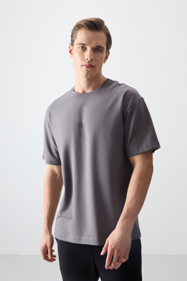 Koyu Gri Pamuklu Kalın Yumuşak Dokulu Oversize Fit Baskılı Erkek T-Shirt - 88373 - 1