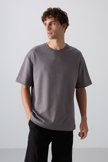 Koyu Gri Pamuklu Kalın Yumuşak Dokulu Oversize Fit Baskılı Erkek T-Shirt - 88324 
