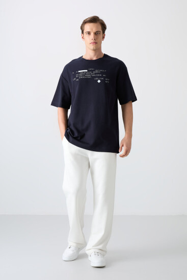 Lacivert Pamuklu Kalın Yumuşak Dokulu Oversize Fit Baskılı Erkek T-Shirt - 88326 - TOMMYLIFE (1)