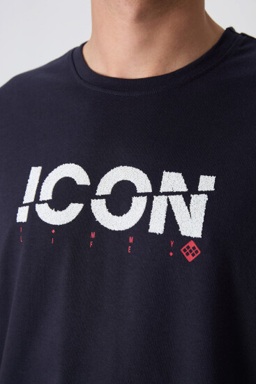 Lacivert Pamuklu Kalın Yumuşak Dokulu Oversize Fit Baskılı Erkek T-Shirt - 88331 - TOMMYLIFE (1)