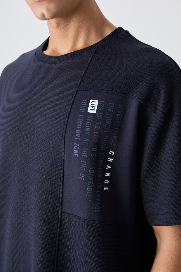 Lacivert Pamuklu Kalın Yüzeyi Dokulu Oversize Fit Baskılı Erkek T-Shirt - 88338 - 3