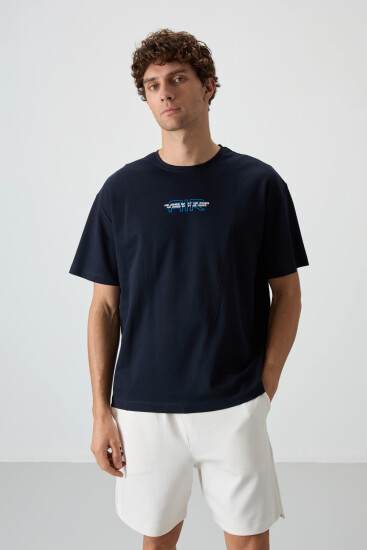 Lacivert Pamuklu Kalın Yüzeyi Dokulu Oversize Fit Baskılı Erkek T-Shirt - 88372 