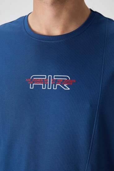 Parlament Pamuklu Kalın Yüzeyi Dokulu Oversize Fit Baskılı Erkek T-Shirt - 88372 - Air Jones (1)