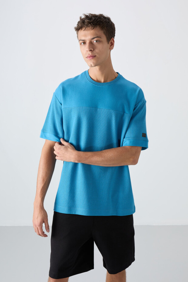 Petrol Mavi Pamuklu Kalın Yüzeyi Dokulu Oversize Fit Basic Erkek T-Shirt - 88340