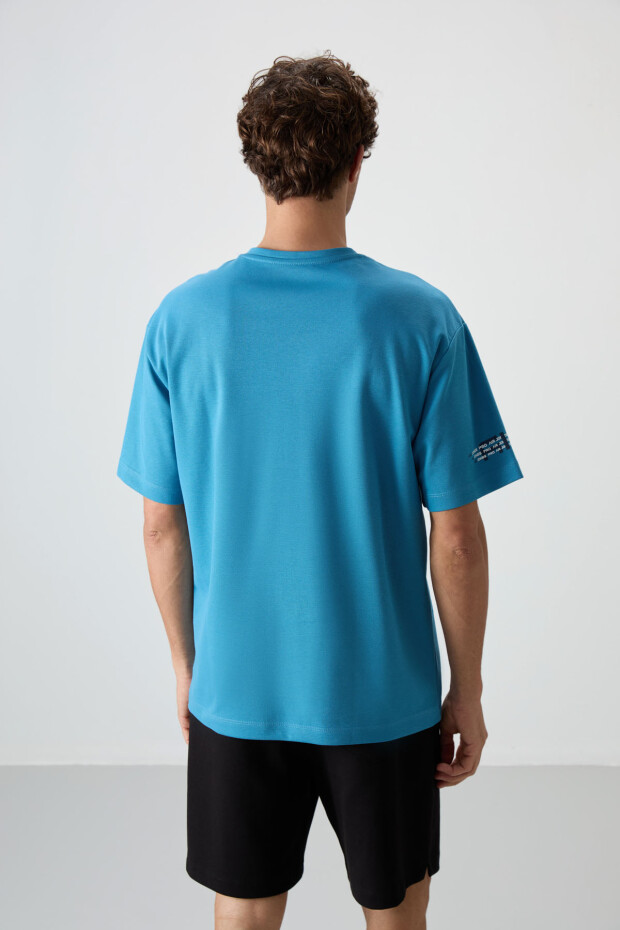 Petrol Mavi Pamuklu Kalın Yüzeyi Dokulu Oversize Fit Baskılı Erkek T-Shirt - 88369 - 5
