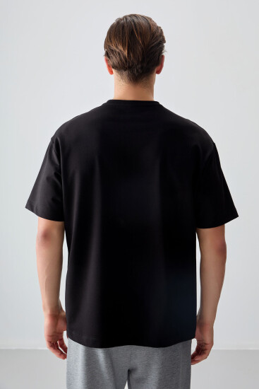 Siyah Pamuklu Kalın Yumuşak Dokulu Oversize Fit Baskılı Erkek T-Shirt - 88374 - Thumbnail