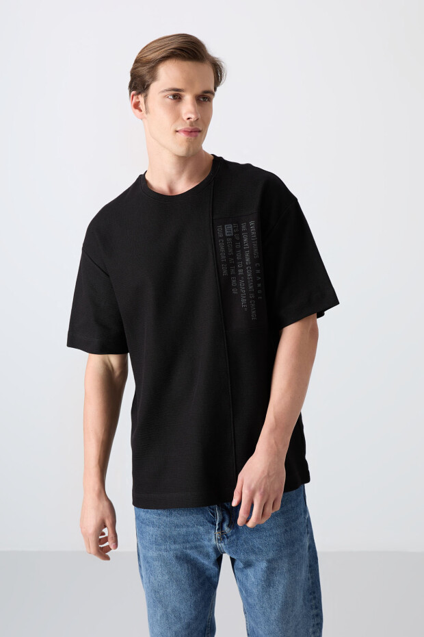 Siyah Pamuklu Kalın Yüzeyi Dokulu Oversize Fit Baskılı Erkek T-Shirt - 88338