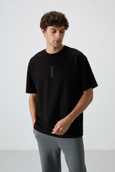 Siyah Pamuklu Kalın Yüzeyi Dokulu Oversize Fit Baskılı Erkek T-Shirt - 88368 