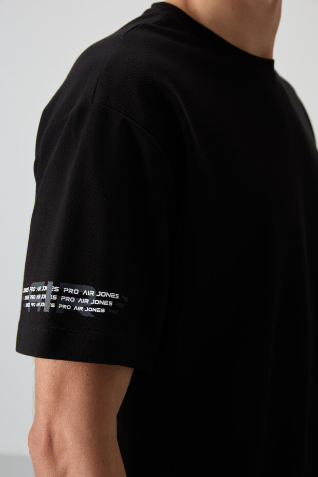 Siyah Pamuklu Kalın Yüzeyi Dokulu Oversize Fit Baskılı Erkek T-Shirt - 88369