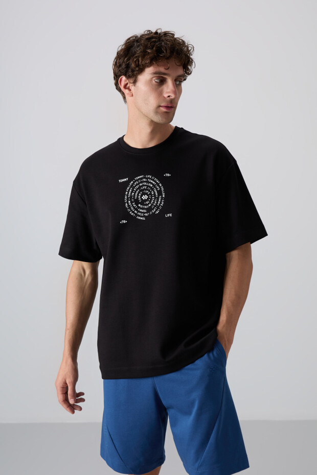 Siyah - Beyaz Pamuklu Kalın Yumuşak Dokulu Oversize Fit Baskılı Erkek T-Shirt - 88324